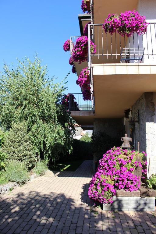 Agriturismo Nonno Tobia Аджерола Екстериор снимка