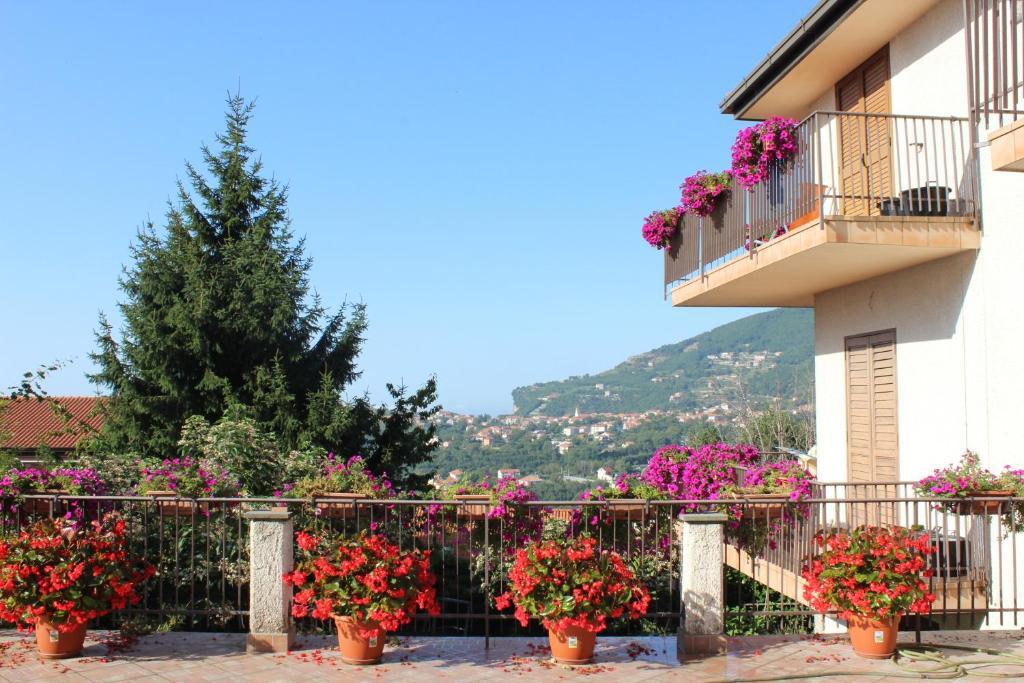 Agriturismo Nonno Tobia Аджерола Екстериор снимка